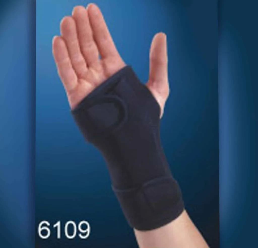 Flyon (6109) Neoprene Wrist Support - Unisize